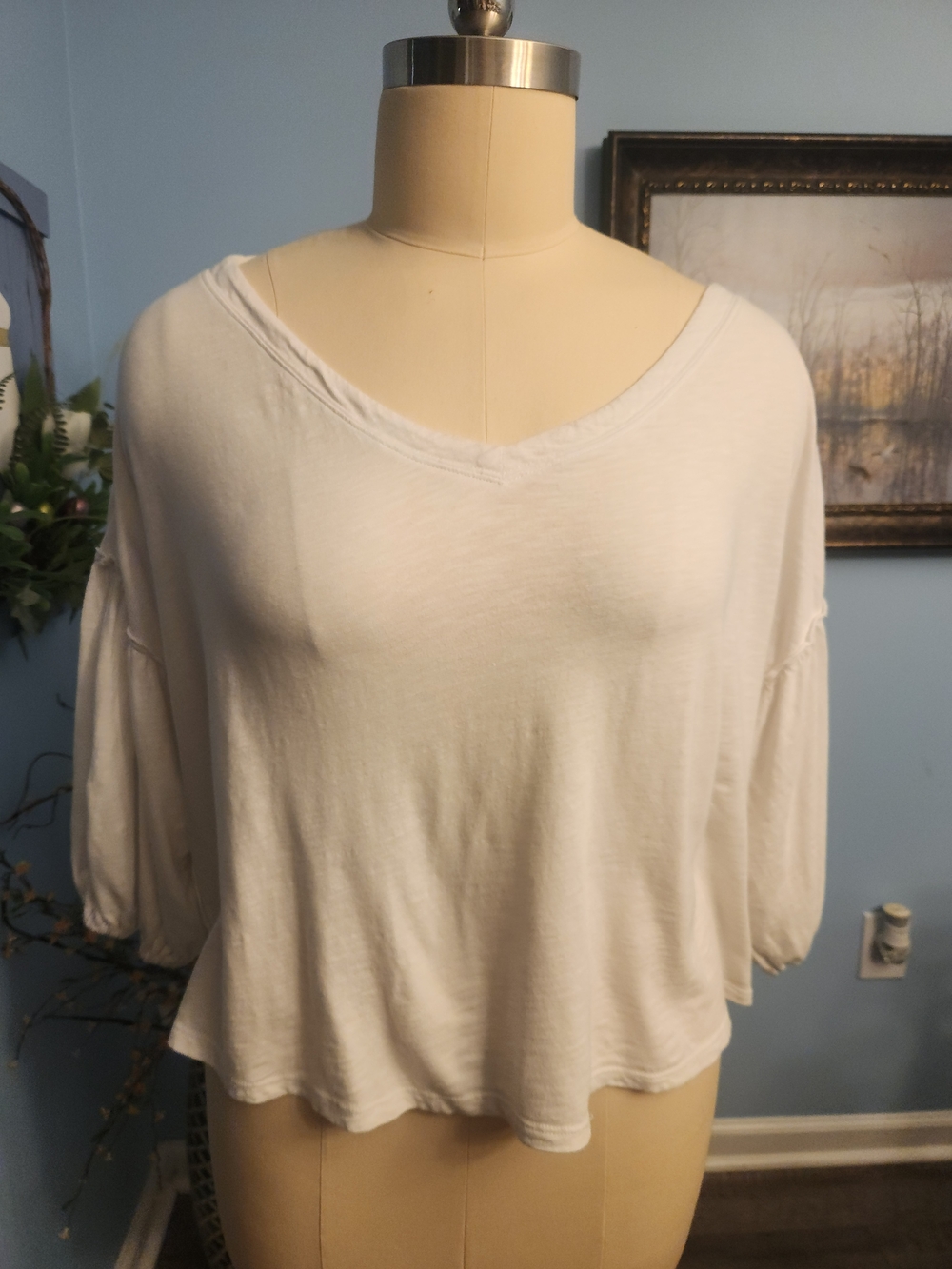 Cropped White V-Neck Women's Top